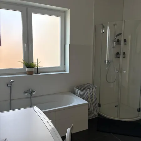 Schoene In Ruhiger Lage شقة كونغسوينتر