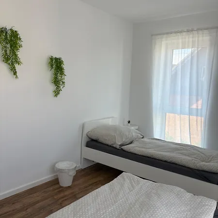 Schoene In Ruhiger Lage